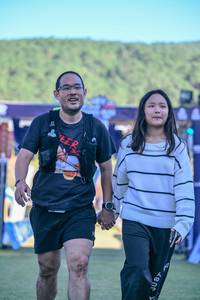 BIB: 
                            <button type="button" onclick="openModal(26798432)" class="btn btn-primary btn-sm float-right btn-popup" data-toggle="modal" data-target=".modal-high-quality">
                        <i class="fas fa-shopping-cart"></i> Add to Cart
                    </button>
                                            <button type="button" onclick="isThisMe(26798432, true)" class="btn btn-success btn-sm float-right btn-popup btn-isme hidden" data-toggle="tooltip" data-placement="bottom" title="นี่คือรูปของคุณใช่ไหม คลิกที่นี่เพื่อเอาเข้าอัลบั้ม">
                        <i class="fas fa-plus"></i> Add to album
                    </button>
                    <button type="button" onclick="isThisMe(26798432, false)" class="btn btn-warning btn-sm float-right btn-popup btn-isnotme hidden">
                        <i class="fas fa-ban"></i> Remove from album
                    </button>